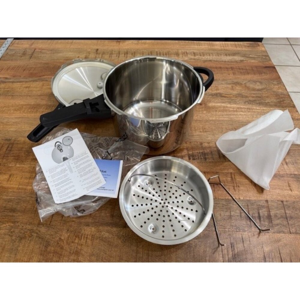 T-Fal Stovetop Stainless Steel High Pressure Cooker 6.3 qt P25107 6L Opened New